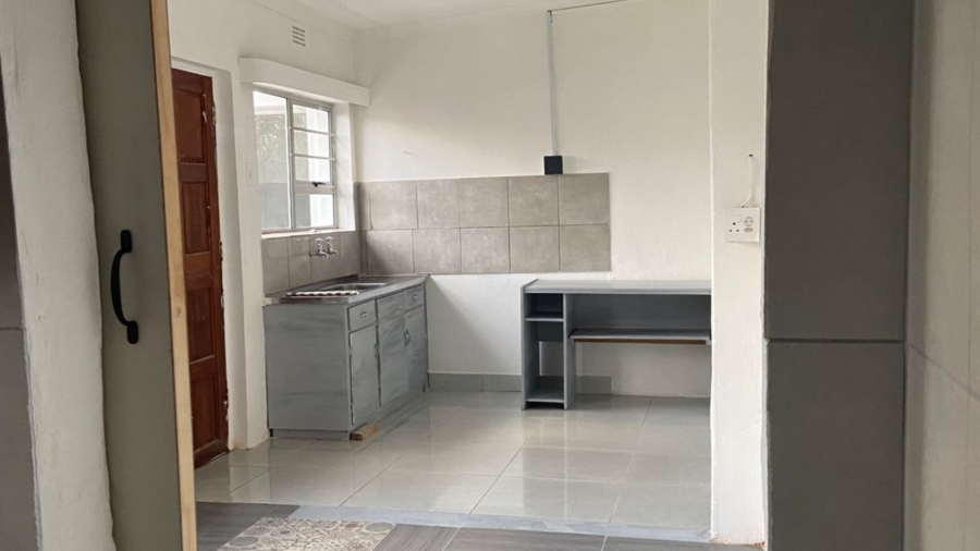 To Let 1 Bedroom Property for Rent in Kensington Western Cape